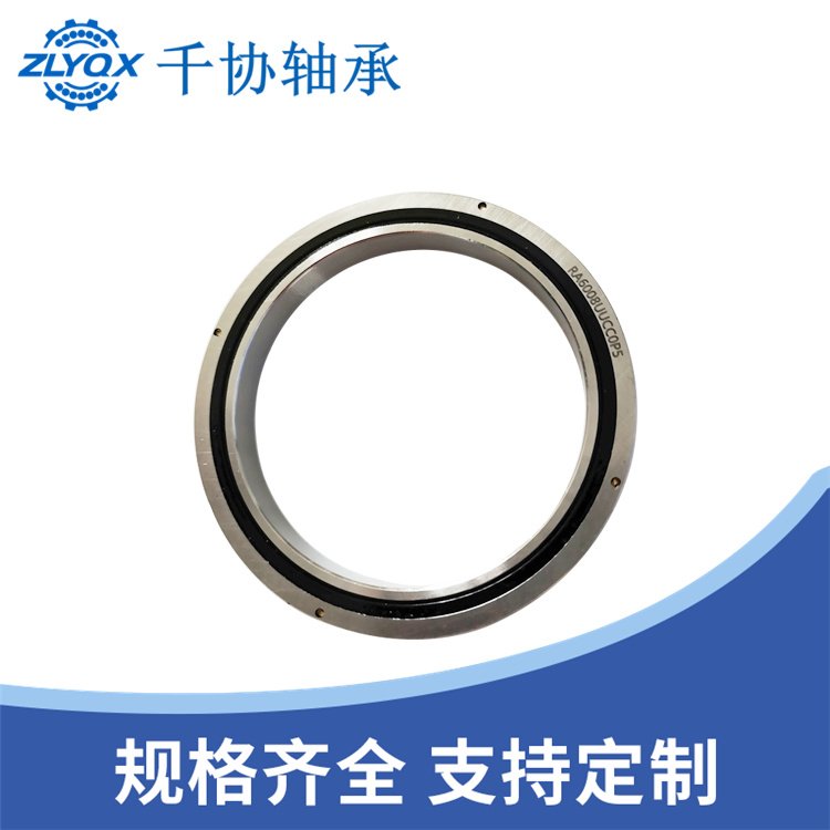 精密交叉滾子軸承在中空旋轉平臺是如何應用的