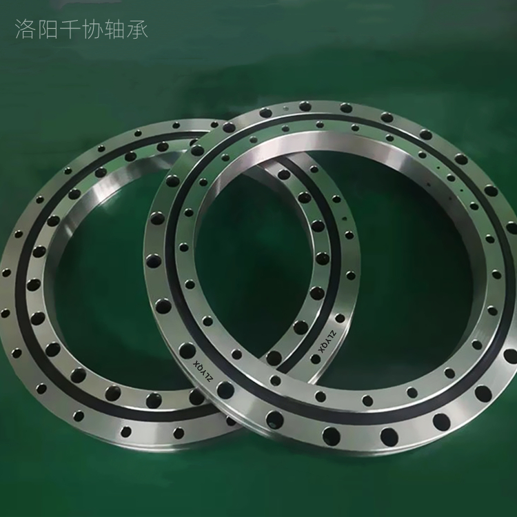 [ZLYQX]分析什么原因造成轉盤軸承套圈開裂及展現情況